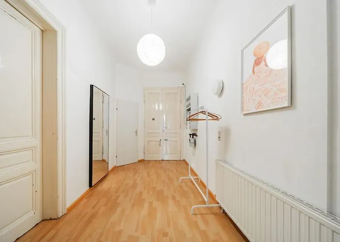 Zentrale Fuer Entdecker Appartamento *